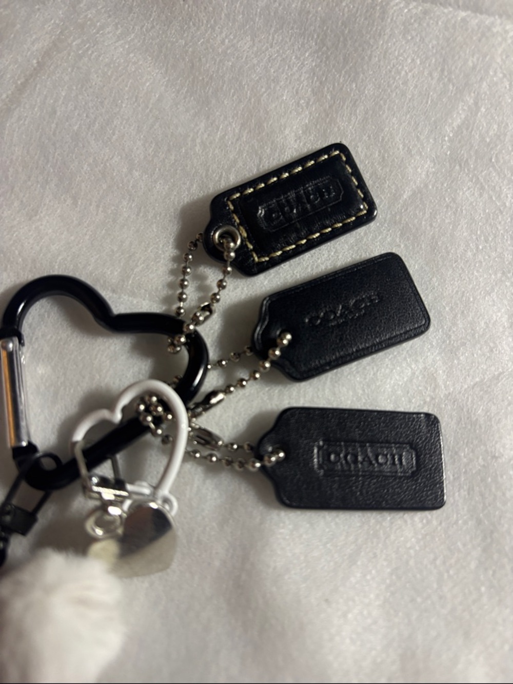Coach mini tags (3) and (3) other key chains - Picture 5 of 14